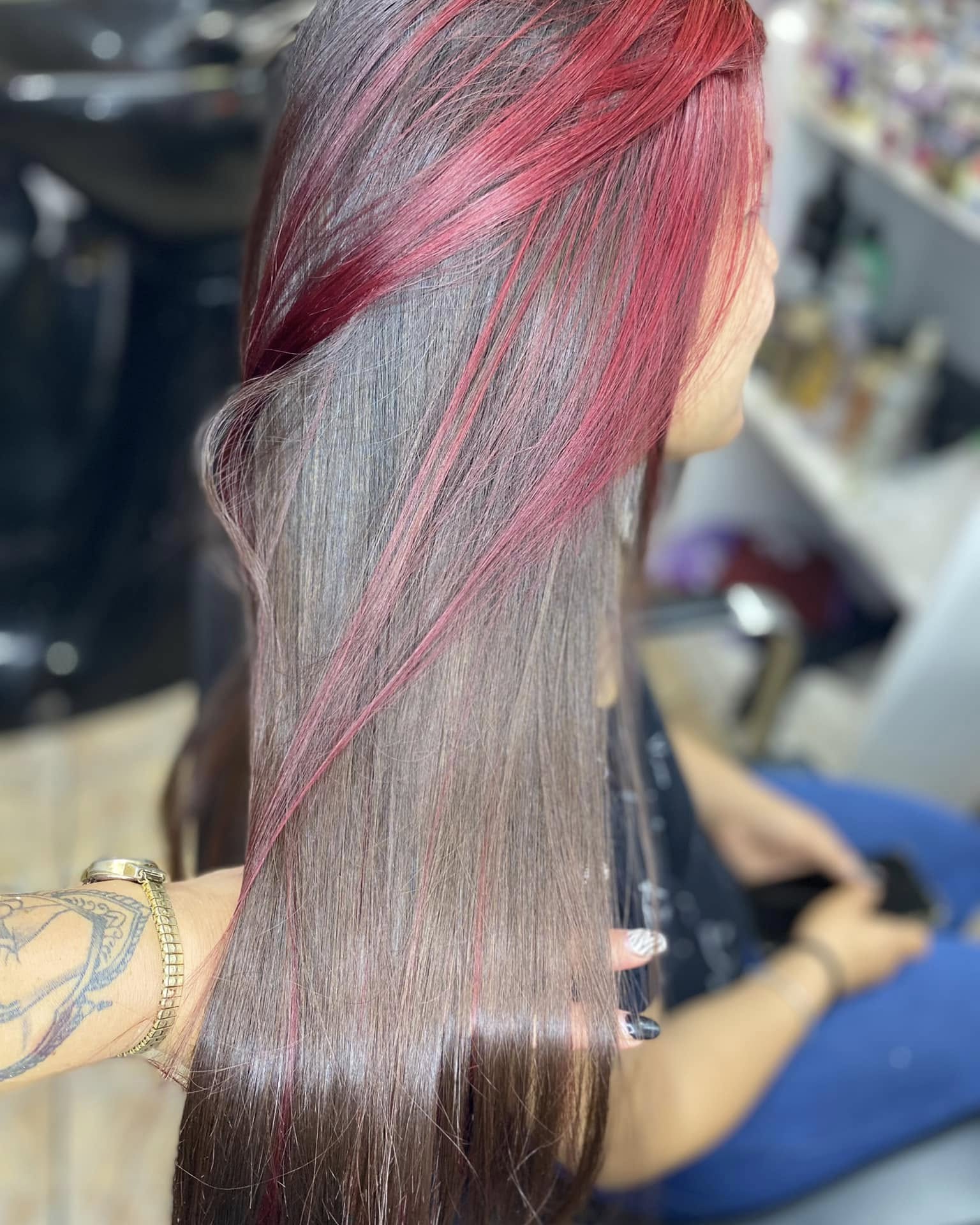 Ondas de cabello rubio miel